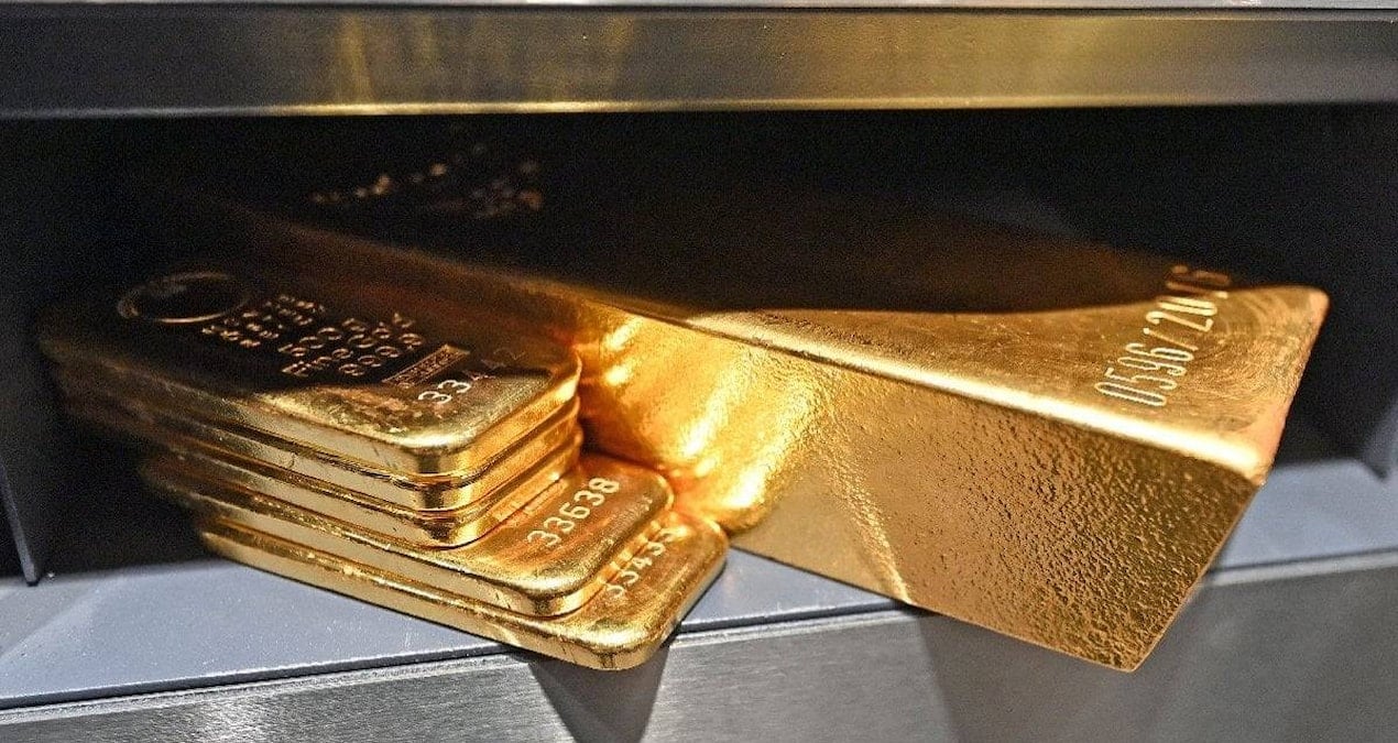 altina oyle bir sey yapti ki tam 12 yil boyunca en degersiz maden oldu XX1V5a5b