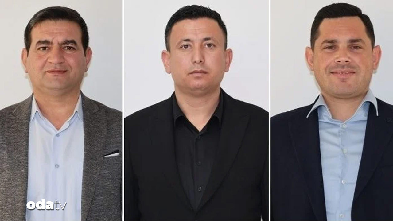 chpli belediyede pes pese uc istifa FyyKDzpm