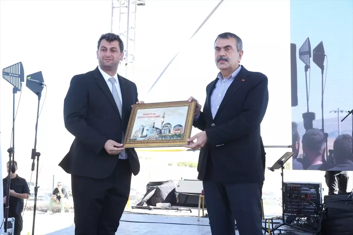 milli egitim bakani tekin 9 uluslararasi seyyid sultan sucaaddin veli anma etkinliginde konustu aciklamasi Ec5lmvlc