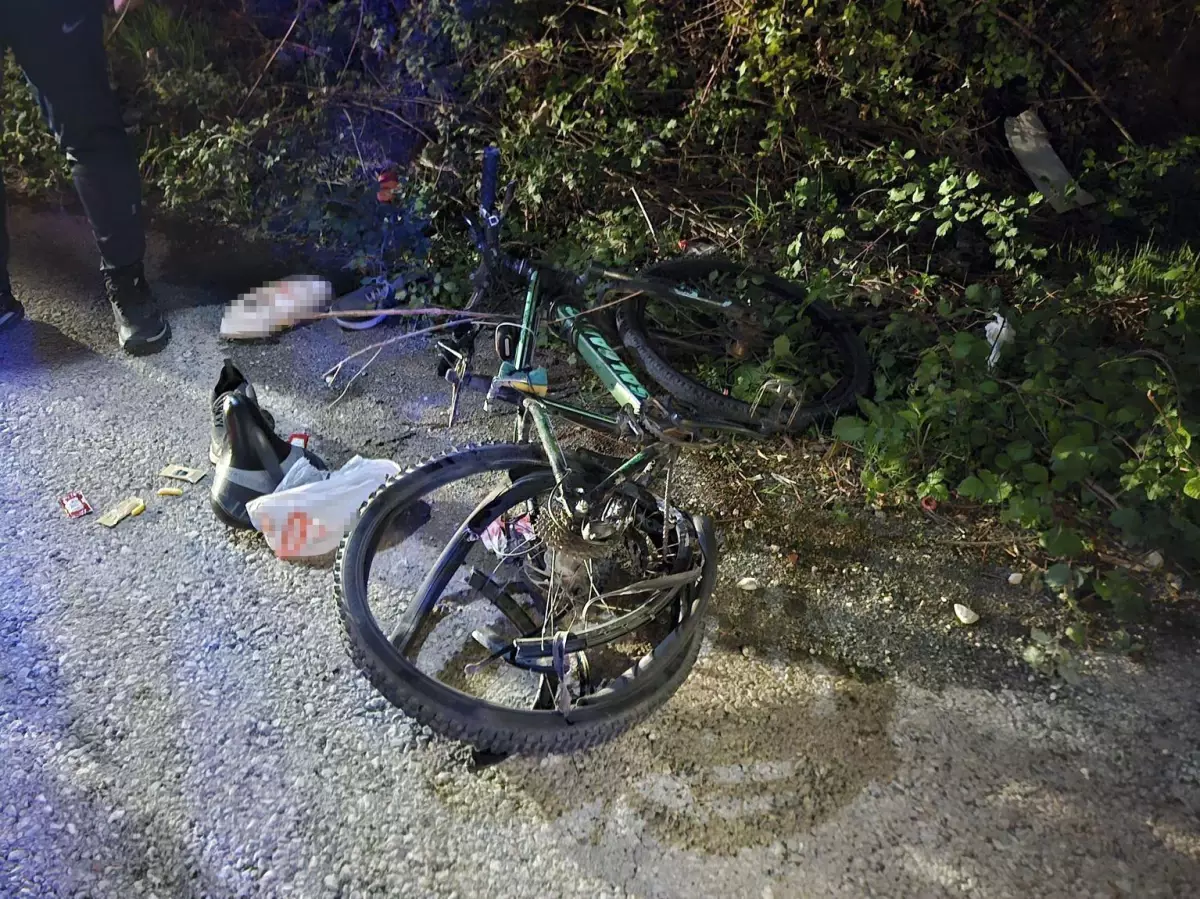 sakaryada trafik kazasinda 14 yasindaki cocuk hayatini kaybetti BbfjVBJY