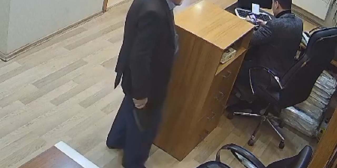 Belediye Binasında Satırla Saldırı: Tutuklama Gerçekleşti